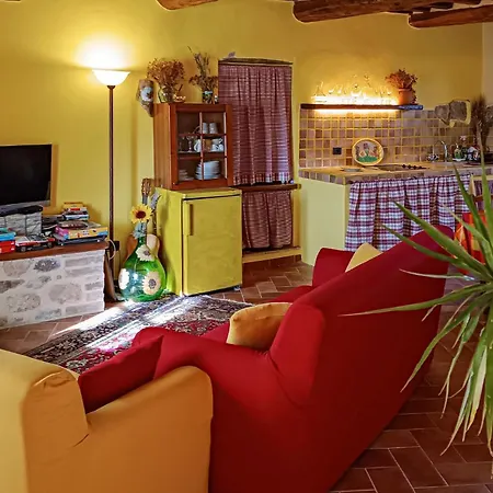Apartman In With House A Panoramic View