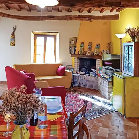 In With House A Panoramic View Daire Monticiano