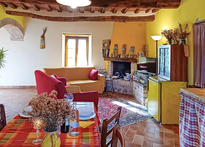 Awesome In Apartman Monticiano